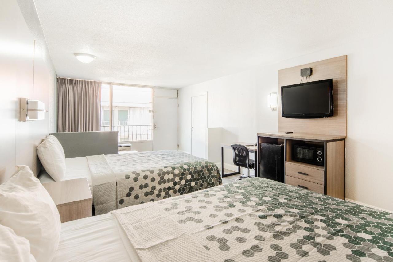 Econo Lodge Inn & Suites Near Bricktown Οκλαχόμα Εξωτερικό φωτογραφία