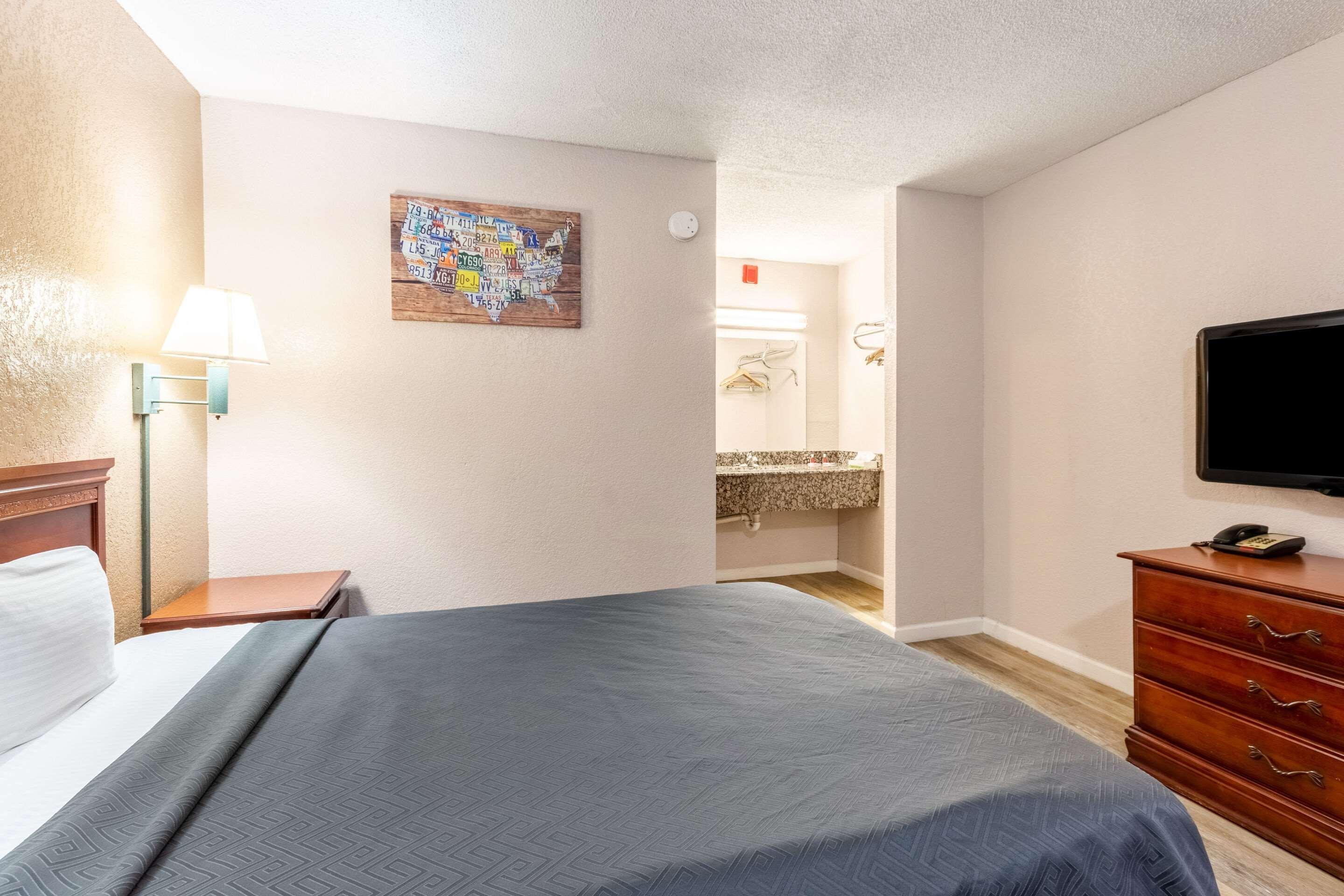 Econo Lodge Inn & Suites Near Bricktown Οκλαχόμα Εξωτερικό φωτογραφία