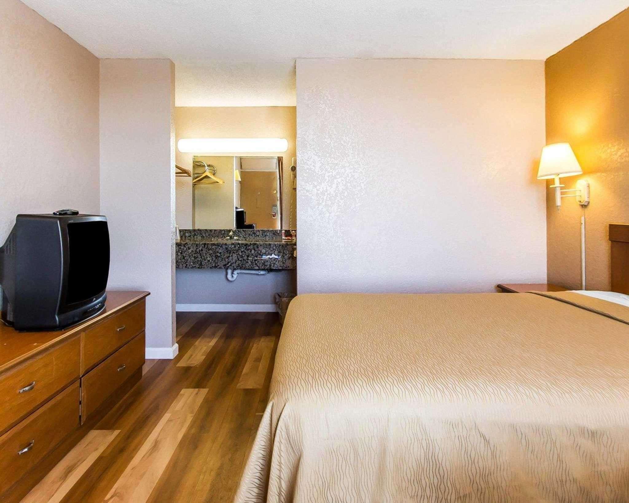 Econo Lodge Inn & Suites Near Bricktown Οκλαχόμα Εξωτερικό φωτογραφία