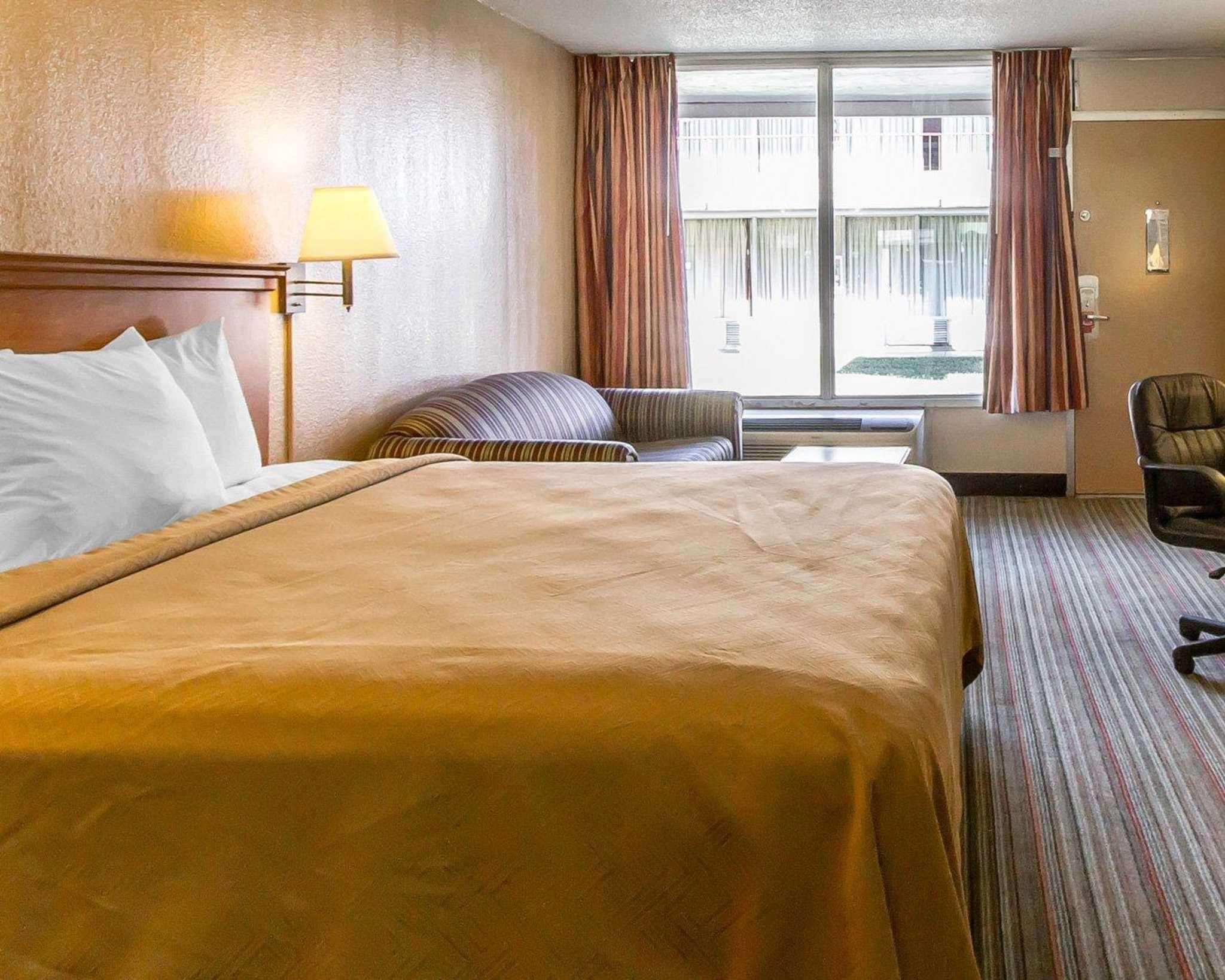 Econo Lodge Inn & Suites Near Bricktown Οκλαχόμα Εξωτερικό φωτογραφία